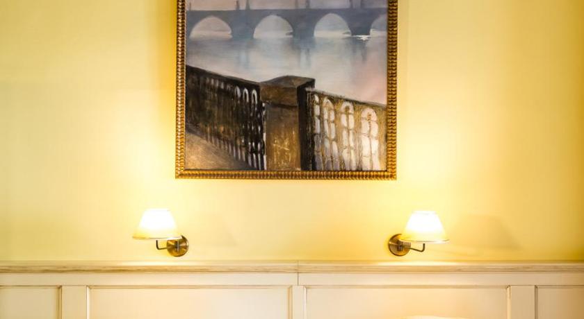 Image of Double or Twin Room 14