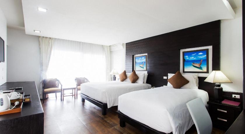 Image of Beachfront Pool Villa 4