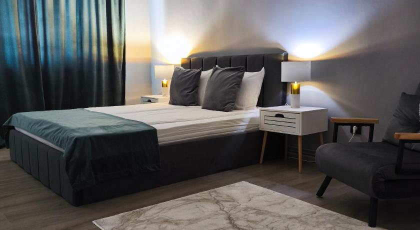 Lyra Apartment 2