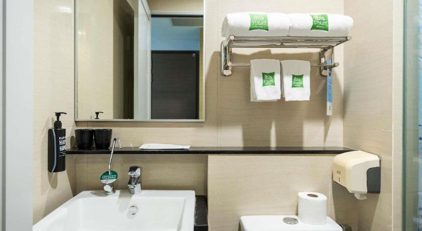 Immagine di Superior con 1 Letto Matrimoniale (Superior Room with 1 Double Bed) 7