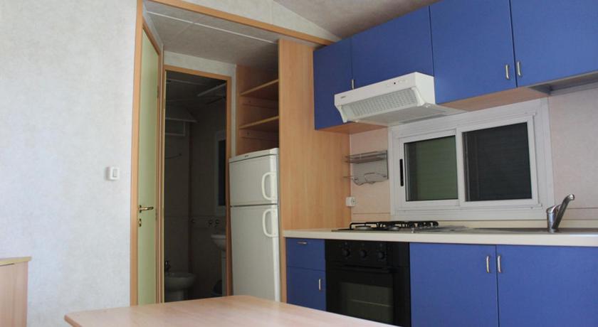 Image of Two-Bedroom Mobile Home 10