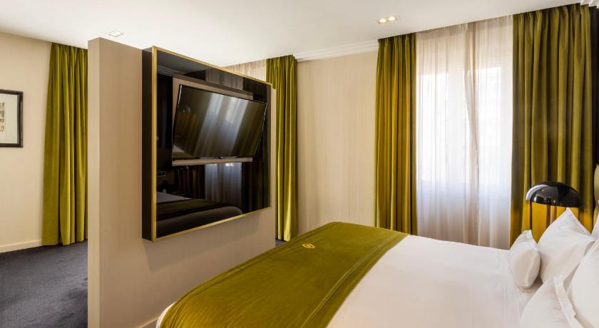 Image of Suite with Rossio Square View 7