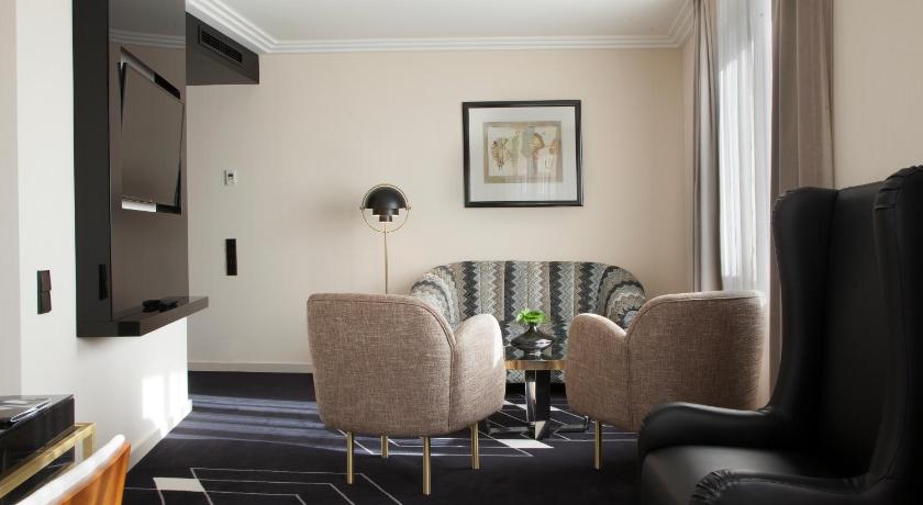 Image of Suite with Rossio Square View 14