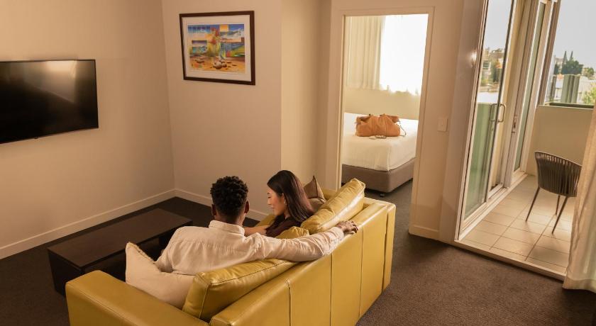 Image of Suite with Balcony 5