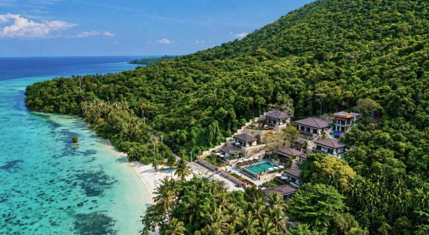 Tampilan Alam Jiwo Luxury Resort Karimunjawa