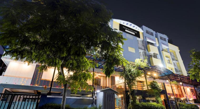 Townhouse Balaji Dental College Pallikarani Formerly Orchid Sankrish – Chengalpattu, IL