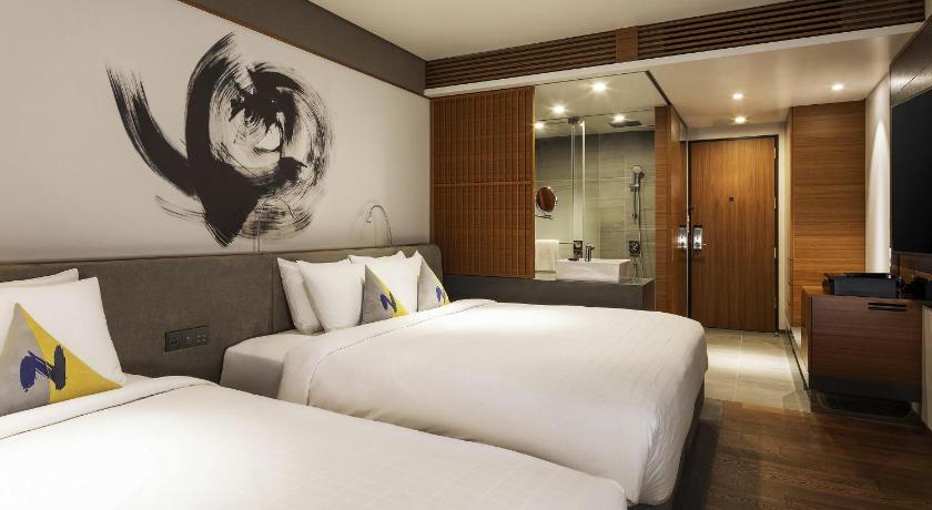Superior Room - 1 double bed & 1 single bed 이미지 0
