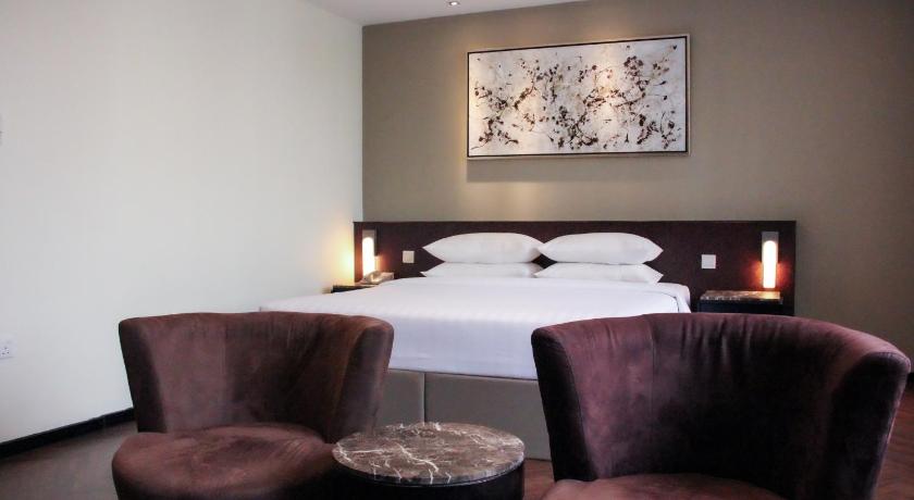 Image of Executive Suite 1
