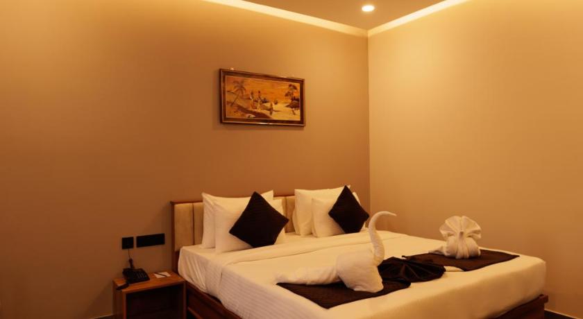 Deluxe Queen Room