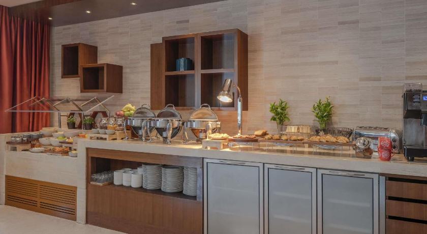 Image of Swiss Executive Creek View 13