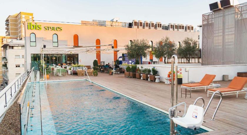Ibis Styles Sevilla Santa Justa