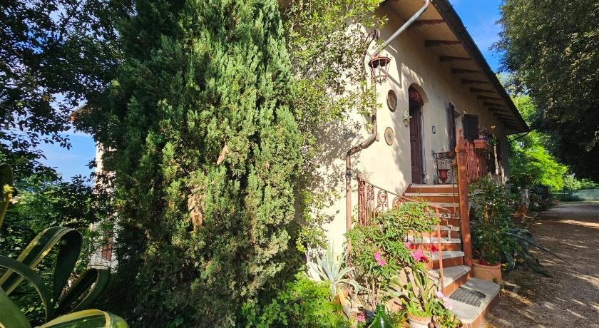 Villa Carla - vicino alla Riviera del Conero e ai Colli dell' Infinito