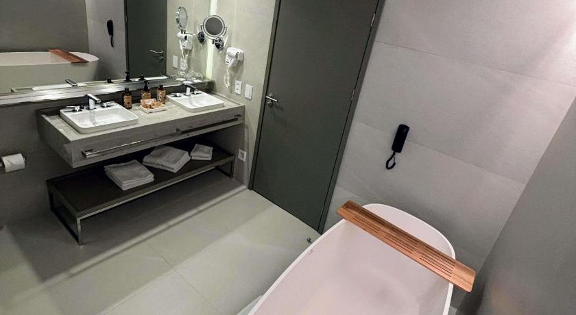Image of Deluxe Suite 2