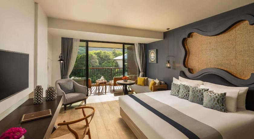 Image of Deluxe Room, Mountain View, 1 King Bed, Balcony 0