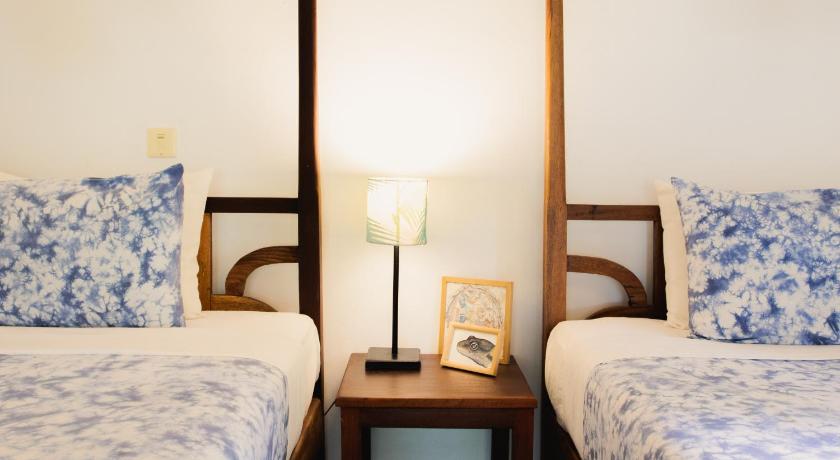 Image of Deluxe Twin Room 8