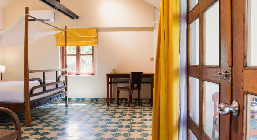Image of Suite 7