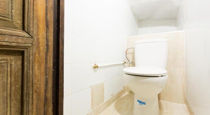 Earth Hostel photo