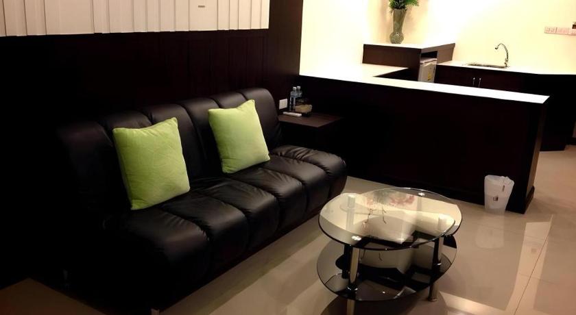 The Capital Hotel – Roi Et, OH