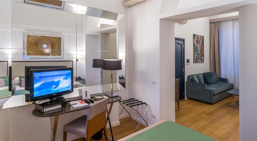 ローマ Les Diamants 4つ星 ホテル 外観