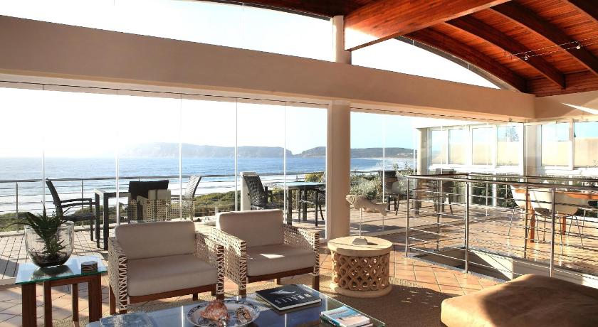 Periwinkle Guest Lodge photo