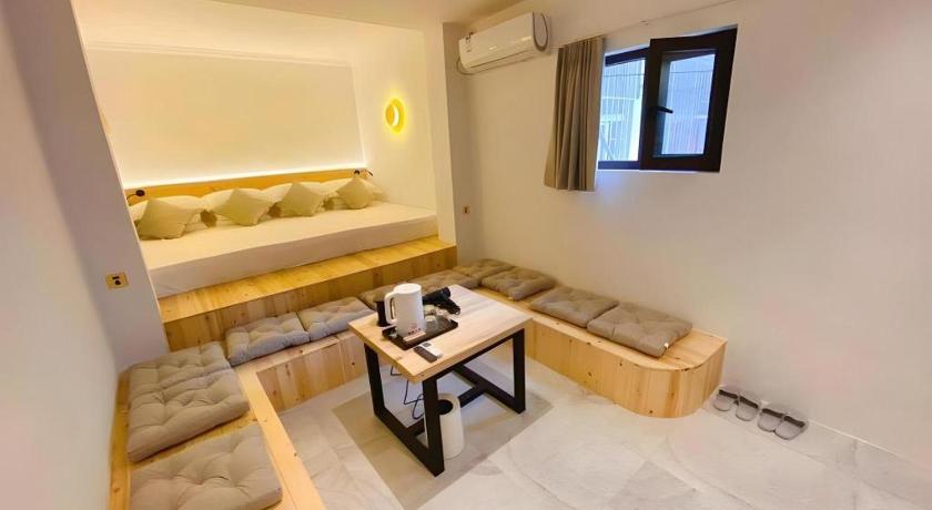 Lantian Garden Hostel - image 20