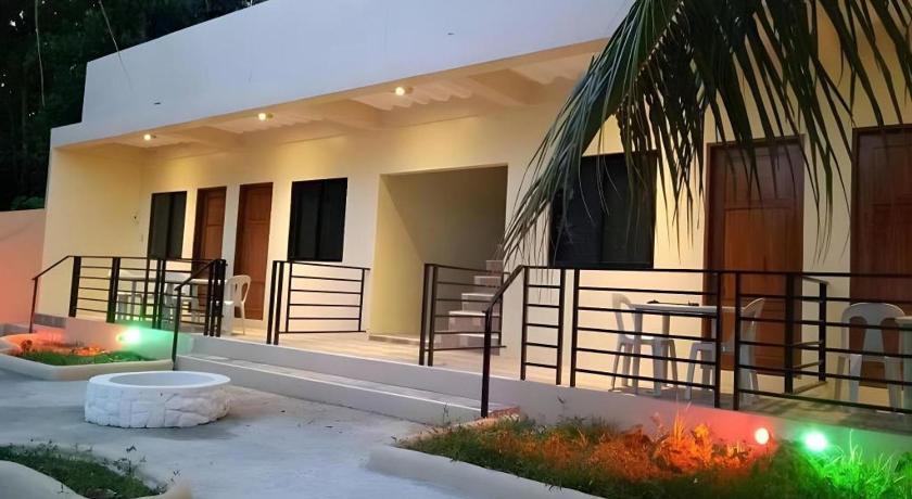 Joaquim's Lodge – Oslob, IL