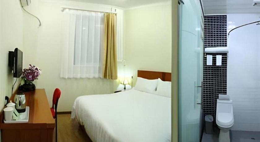 GreenTree Alliance Beijing Tiantan DonGMEn Hotel – Beijing, NY