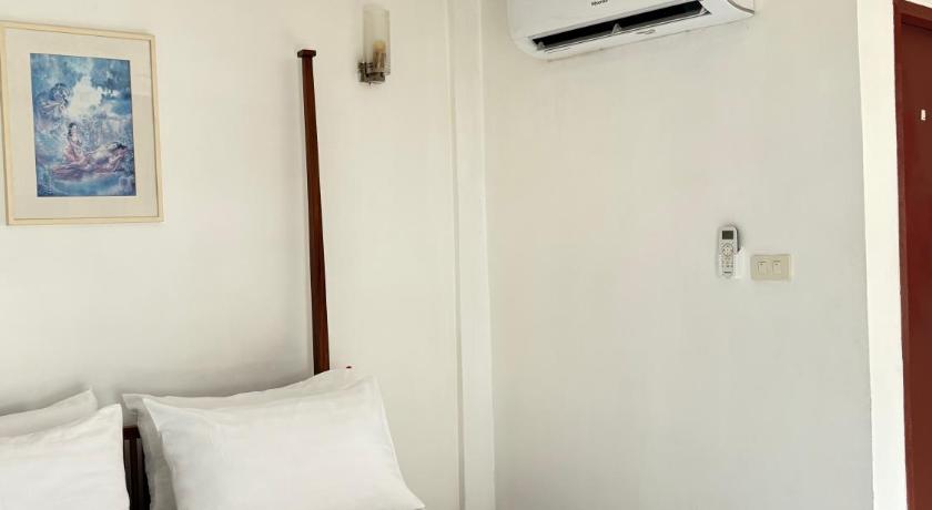 Image of Deluxe Double Room 10