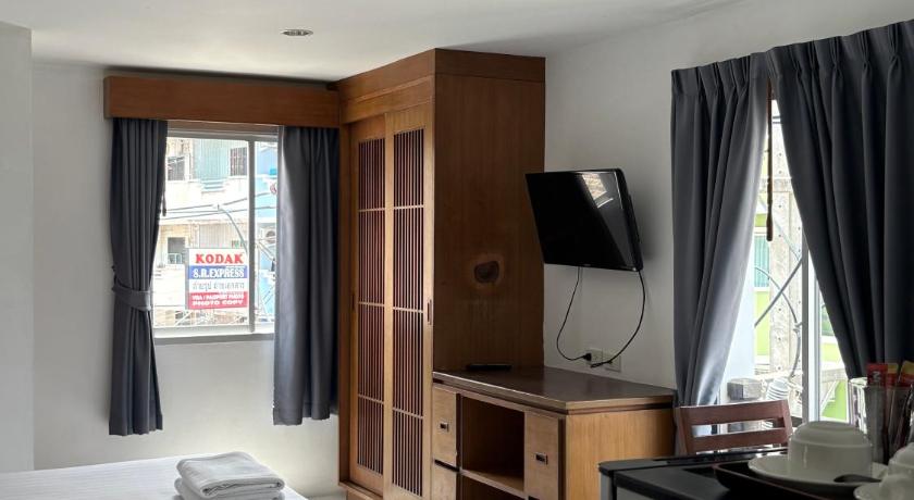 Image of Deluxe Double Room 4