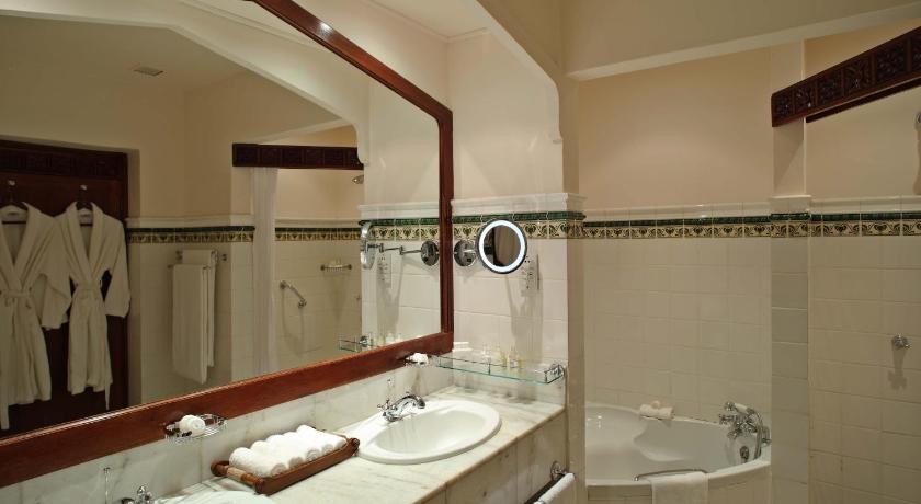 Image of Executive Suite 2