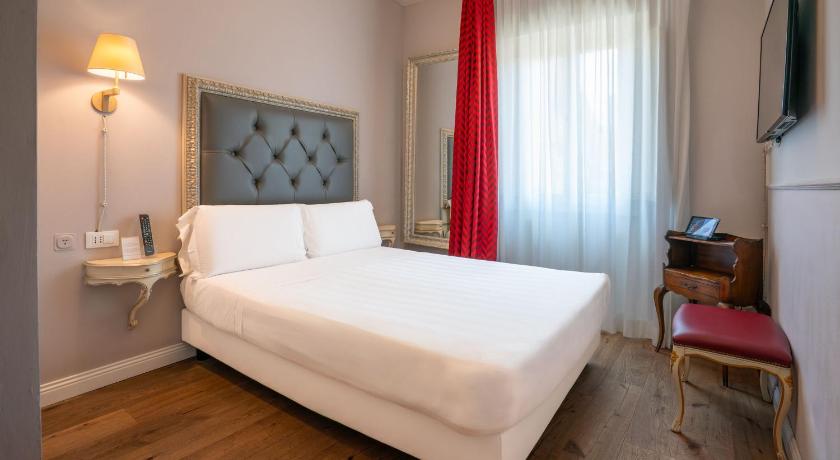 Kisméretű szoba kétszemélyes ággyal (Small Double Room) fotója 3