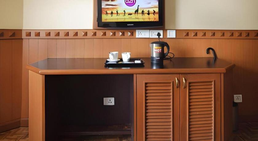 Hotel Hilltop Towers – Kodaikanal, IL