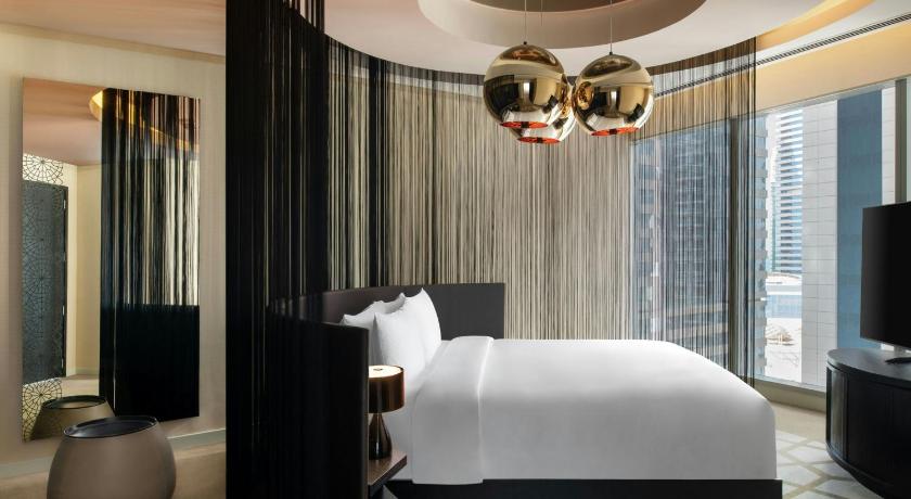 Image of W Suite, 1 Bedroom Executive Suite, 1 King, City view 0
