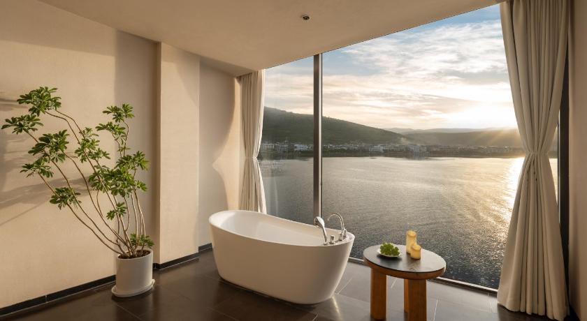 大理 Antu Liuting Pillow Sea Full Ocean View Private Villa 酒店 外观