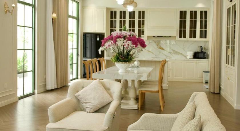 Biệt Thự Deluxe (Deluxe Villa)