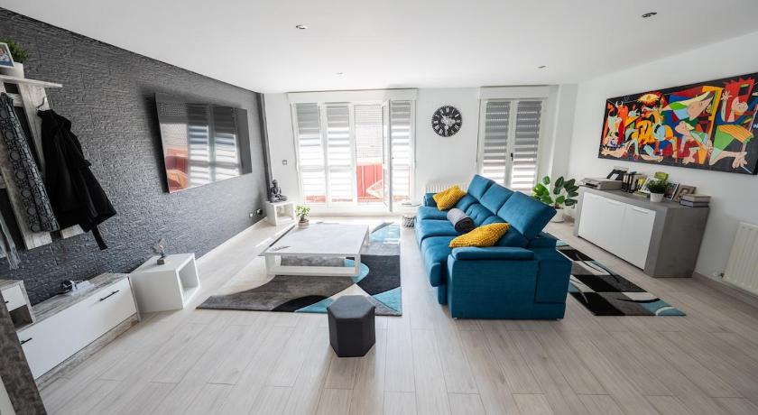 Foto di piso reformado con playas cercanas Newly renovated apartment with beaches nearby - Prenotazione scontata Agoda
