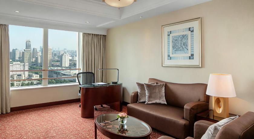 Image of Deluxe Suite 11