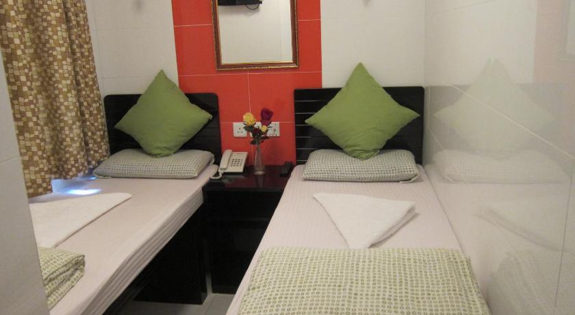 Image of Twin Bed 13