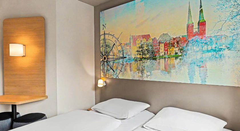 Image of Twin Room 1