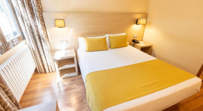 Image of Single Room 0