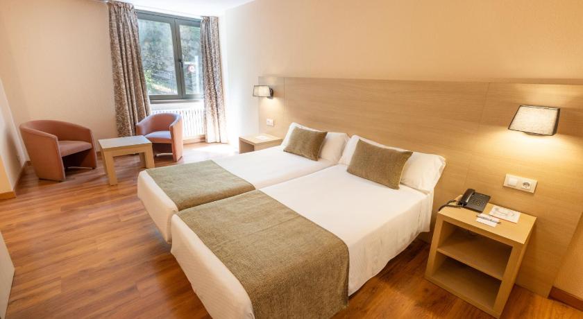 Image of Double or Twin Room with Spa Access 1