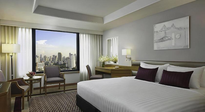 Image of Superior Room with 1 King Bed 4