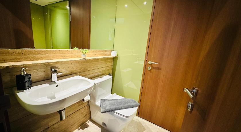 vortex suites klcc by Nadia - image 7