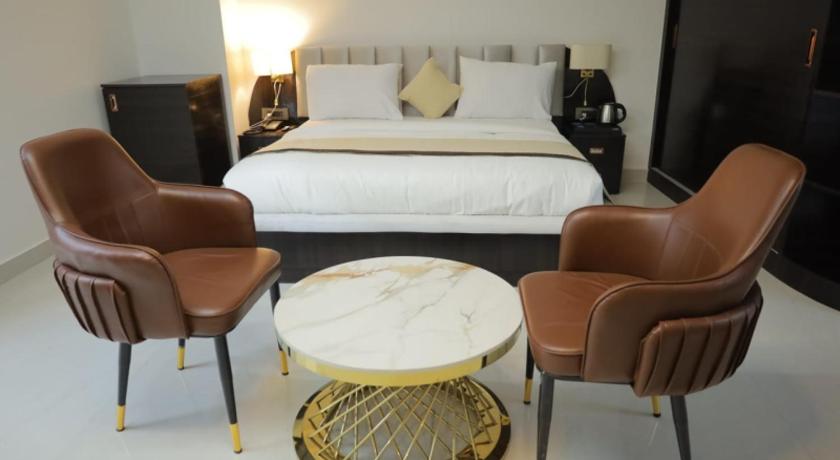 Hotel Capital - image 6