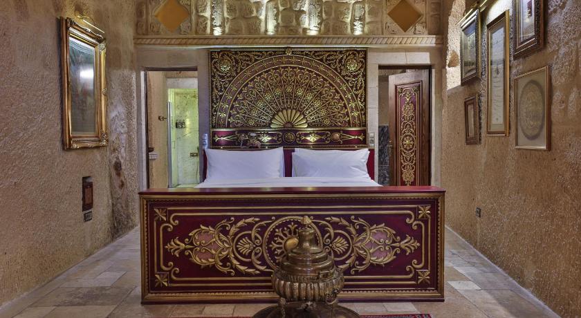 Immagine di Junior Suite with One or Two King Beds and Whirlpool 6