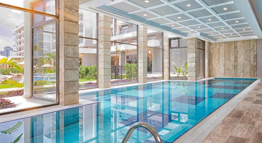 Sherwood Suites Resort - image 4