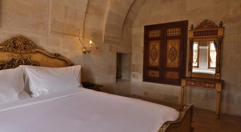 Immagine di King Cave Junior Suite 10