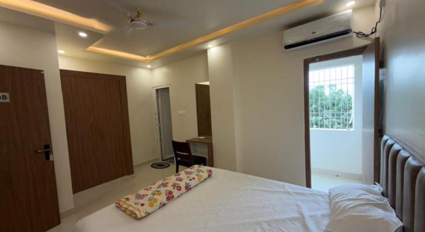 Aarunya Residency & Banquets - image 30