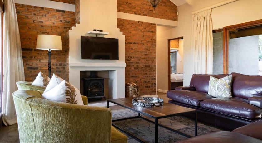Image of Luxury Suite 12