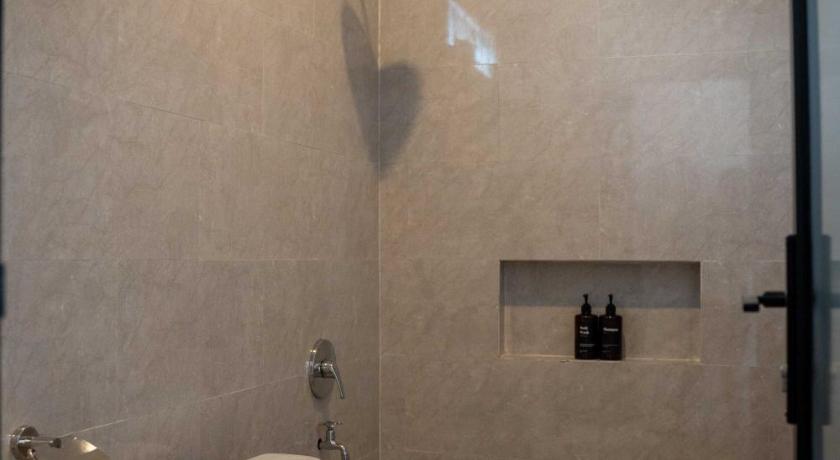 TRISUMA GUEST HOUSE - image 47